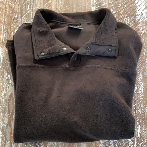 Fleece t-snap long sleeve excellent condition! - Picture 3 of 8